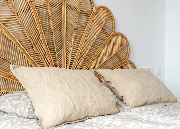 Middle Views フエンヒロラ