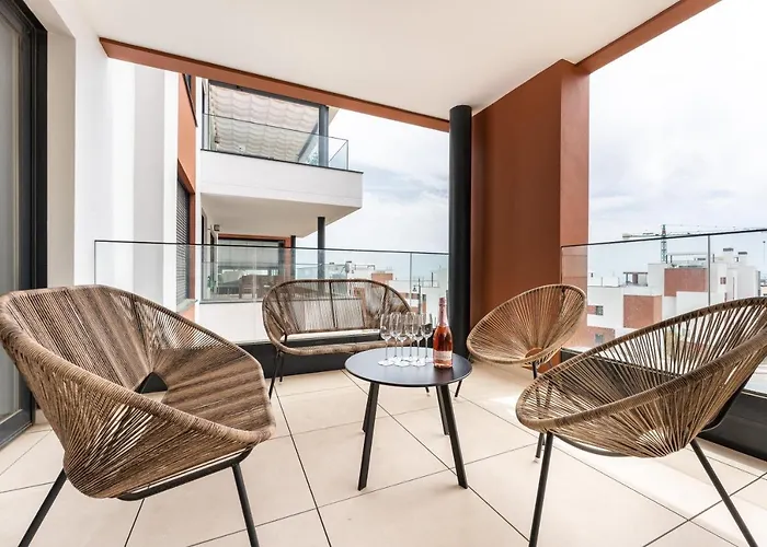 アパート Middle Views