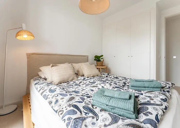 Middle Views * フエンヒロラ