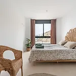 דירה Middle Views *